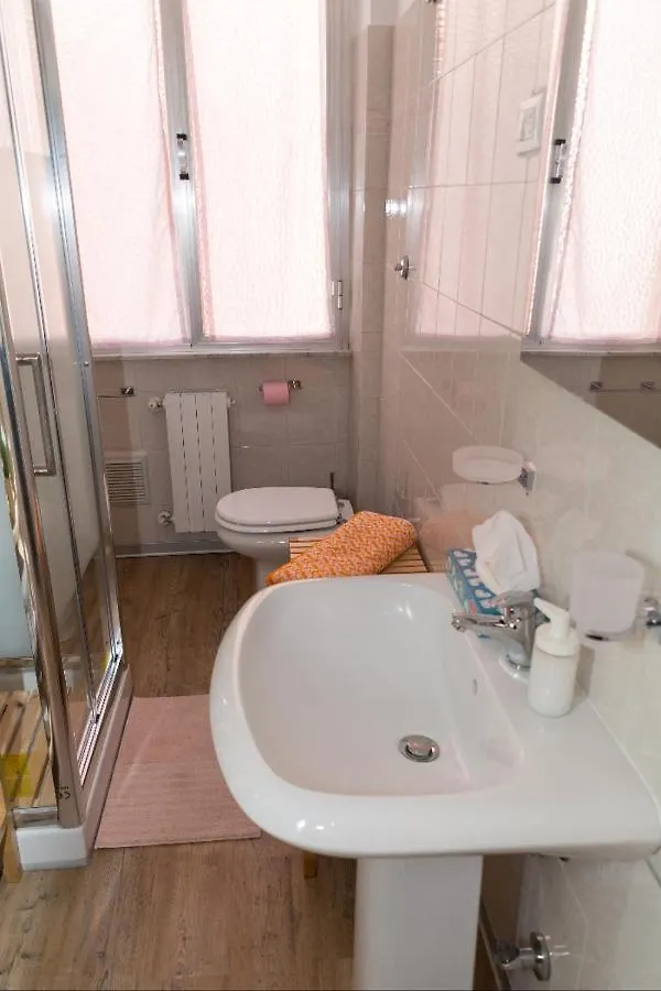 La Casa Dei Nonni Apartment Livorno Italy