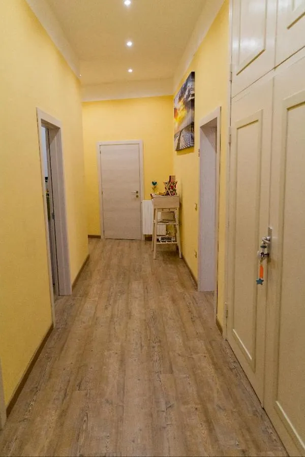 La Casa Dei Nonni Apartment Livorno