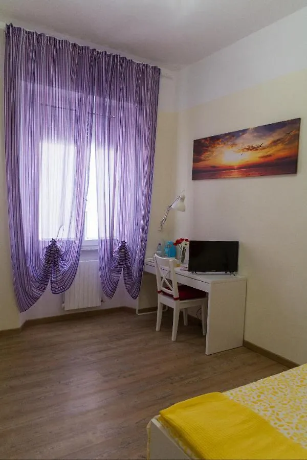 La Casa Dei Nonni Apartment Livorno 0*,  Italy